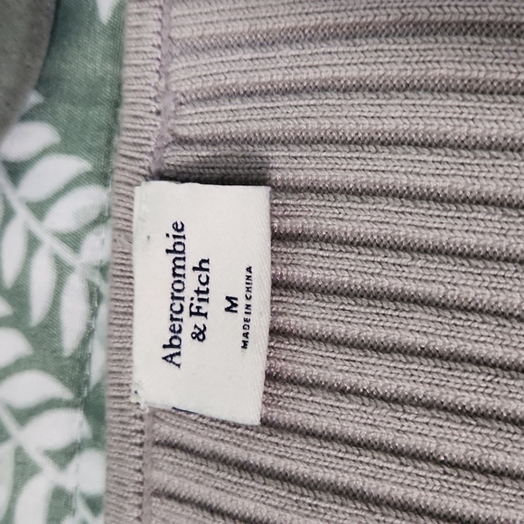 Sweater new brand ABERCOMBIE & FITCH Size M - Picture 5 of 8